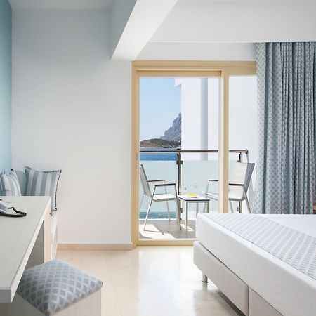Zephyros Hotel Myrties Екстериор снимка