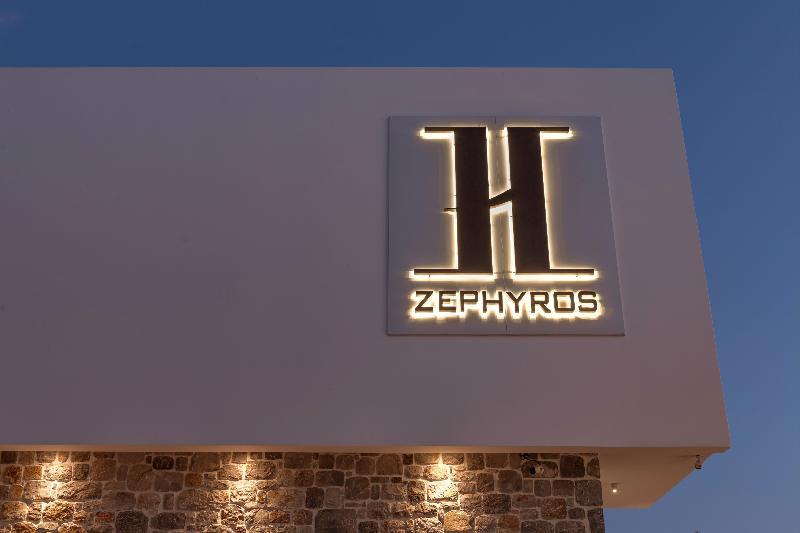 Zephyros Hotel Myrties Екстериор снимка