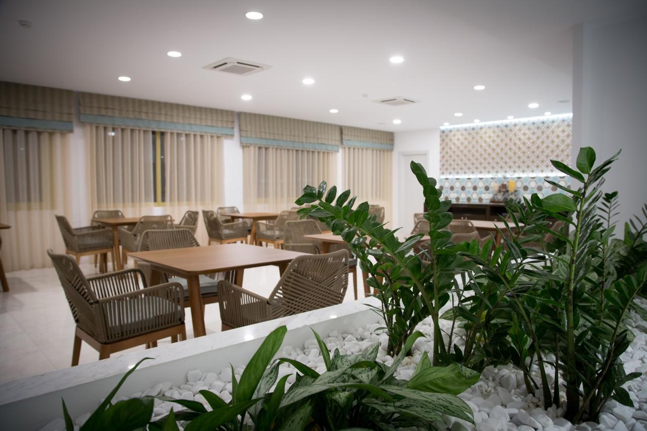 Zephyros Hotel Myrties Екстериор снимка